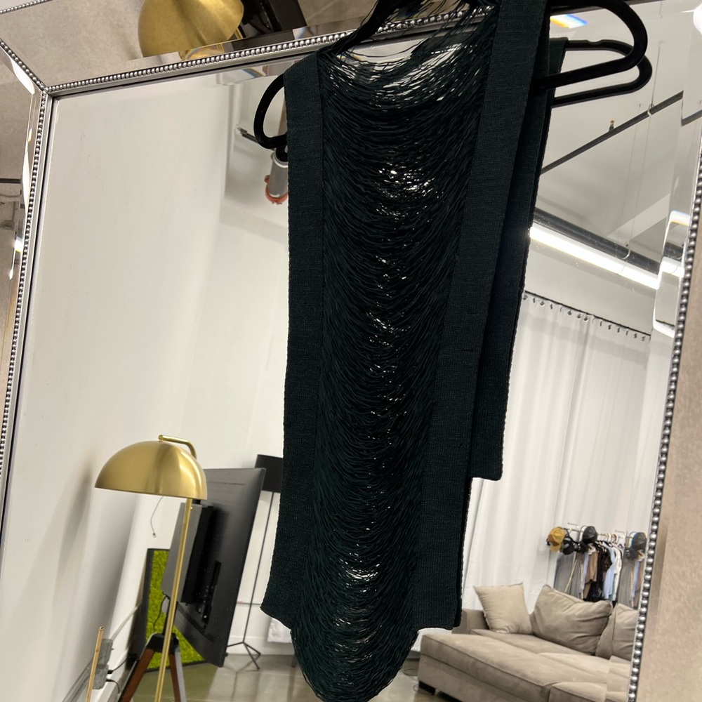 Stringy sheer Top